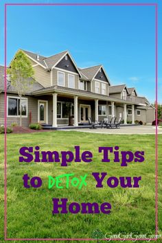 5 Simple Tips to Detox Your Home - GoodGirlGoneGreen.com #detox #DIY #homedecor Granola Mom, Detoxing Your Body, Cleaner Living, Detox Your Home, Boost Your Energy, Natural Cleaners, Young Living Oils, Making Life Easier