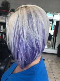 Gray Hair With Color Underneath, Vivid Hair Color Ideas Underneath, Gray Hair With Purple Highlights, Bob Lung, Purple Blonde Hair, Peekaboo Hair, Lilac Hair, Silver Hair Color, Gray Hair Highlights