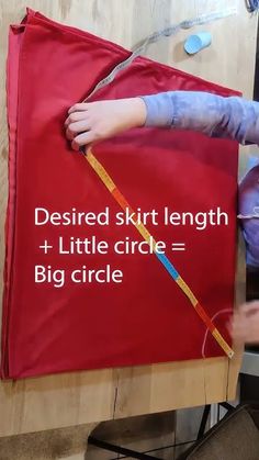 how to make a full circle skirt! #sewing How To Make A Circle Skirt, How To Make A Tulle Skirt, Skirt Sewing, Hoop Skirt, Full Circle Skirt, Full Circle Skirts, Horse Hair, Full Circle