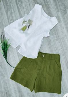 Khakis Outfit, Linen Style Fashion, Stylish Short Dresses, Baby Dress Design, Linen Fashion, Green Suit, Designer Dresses Casual, Fashion Attire, Stylish Dress Designs