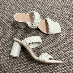 Brand New Never Worn! Dolce Vita Sandals Dupe Cream Ankle Strap Block Heels For Summer, Cute Block Heel Synthetic Heels, Cute Synthetic Block Heel Shoes, Summer Beige High Heel Block Heels, Beige Block Heels For Summer, Trendy Cream Sandals With Round Toe, Cream High Heel Casual Sandals, Vacation Block Heels With Round Toe, Summer Cream Closed Toe Block Heels