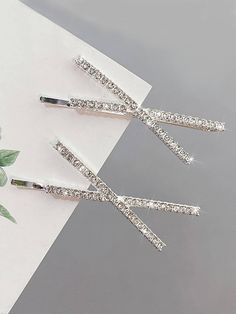 Plateado Real Collar  Aleación de zinc   Embellished Silver Hair Clips Aesthetic, Hair Clip Silver, Hair Clips Silver, Elegant Silver Hair Accessories With Rhinestones, False Eyelash Extensions, Cross Decor, Silver Hair Accessories