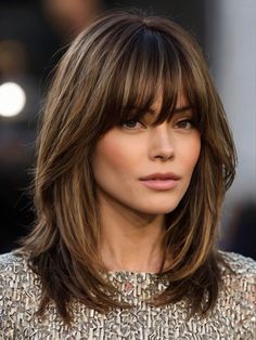 Women’s Shoulder Length Haircut With Bangs, Layered Haircuts For Medium Hair, Medium Length Hair Cuts, Layered Haircuts, Layered Hair, Great Hair