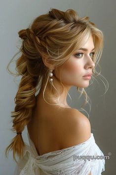 Dutch Braid Updo, Crown Braid Updo, Κούρεμα Bob, High Bun Hairstyles, Classic Wedding Hair, Easy Bun Hairstyles, Fishtail Braid, Wedding Hair Inspiration, Wedding Updo