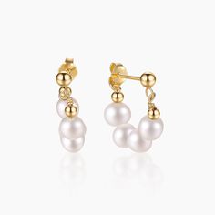 Complete your look with our Gold Plated Baroque Pearl Earrings. Featuring a vintage design, they make an ideal choice for birthday or anniversary gifts, radiating timeless charm. Pearl Birthstone, Studded Necklace, Baroque Pearl Earrings, Gold Pearl Earrings, Shop Engagement Rings, Fine Jewelry Collection, Baroque Pearls, Ear Studs, Pendant Earrings