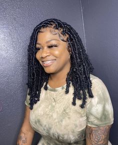 Protective Natural Hairstyles, Natural Protective Hairstyles, Short Box Braids, Butterfly Locs, Brown Hair Dye, Faux Locs Hairstyles, Pelo Afro, Braids Hairstyles Pictures