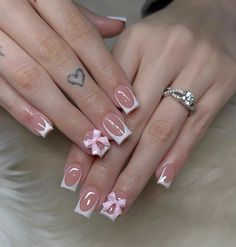 Nails Acrylic Short Hello Kitty, Fresita Nail Ideas, Nail Inspo Square Medium Y2k, Girly Acrylic Nails Designs, Graduation Short Nails, Short Pink Acrylic Nails Design, Nail Inspo Coffin Short, Nail Idea Short, Short Bow Nails