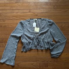 Brand New Slightly Cropped Trendy Gray Spring Blouse, Spring Gray Blouse For Day Out, Gray Spring Blouse For A Day Out, Gray Blouse For Spring Day Out, Gray Tops For Spring Day Out, Gray Tops For Day Out In Spring, Gray Tops For A Spring Day Out, Lilac Blouse, White Sheer Top