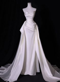 Simple White Mermaid Satin Strapless Pleats Wedding Dress White Sleek Dress, Mermaid Train Wedding Dress, Alexander Wang Wedding Dress, Wedding Dresses Simple Mermaid, Satin Elegant Wedding Dress, Wedding Dresses Beach Wedding Dress, Vinnie Westwood Wedding Dress, Elegant Strapless Wedding Dress, Mermaid Wedding Dress Classy