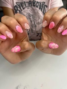 Simple Back To School Nails, School Nails For Teens, Nails For Teens, Nail Designs Almond, Crazy Nail Designs, Back To School Nails, Nail Inspo, Back To School