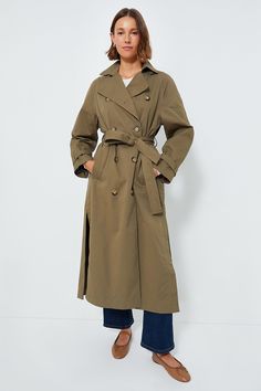 Olive Carl Trench Parisian Woman, Parisian Women, Classic Trench Coat, Cocktail Attire, Vanessa Bruno, Autumn Style, Rain Coat, Shopping Day, Trench Coats Women