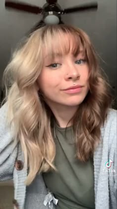 70s Hair Aesthetic, Bob Shoulder Length Hair, Blonde Hair Color Fall, Blonde Bob Short, Blonde Brown Hair Color, Aesthetic Short Hair, Hair Color Summer, Hair Color Fall, Jasmine Hair