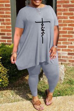 Casual Gray Summer Set, Summer Gray Long Sleeve Sets, Gray Casual Short Sleeve Sets, Gray Short Sleeve Casual Sets, Casual Gray Short Sleeve Sets, Gray Short Sleeve Summer Set, Summer Gray Short Sleeve Sets, Casual Two-piece V-neck Set, Casual Gray Sets For Spring