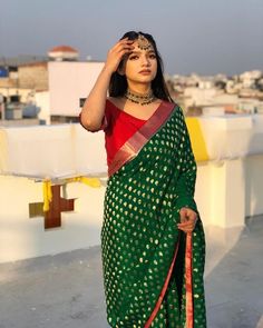 26 Real Brides Who Wore Banarasi Saree on Their D-day | ShaadiSaga Georgette Banarasi Saree, Mehndi Function, Sarees Collection, Green Saree, Blouse Designs Latest