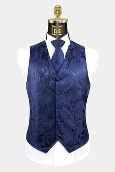 White And Blue Chambelanes Outfits, Navy Blue Waistcoat Men, Prom Navy Suit, Navy Blue Dama Dresses, Chambelanes Outfits Navy Blue, Navy Blue Quince Court, Navy Blue Quince Chambelanes, Blue Waistcoat, Blue And Gold Suit