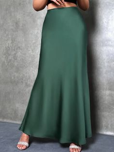 The Eleanor Maxi Skirt, available in two enchanting colors, gracefully blends sophistication and versatility. With its flattering body-contouring silhouette and rich hues, this skirt ensures a stylish and adaptable addition to your wardrobe, perfect for various occasions and fashion preferences. Measurements: Small- Waist 27" Length 40.5" Hip 38.5" Full Length Medium- Waist 28.5" Length 41" Hip 40" Full Length Large- Waist 31" Length 41.5" Hip 42.5" Full Length X-Large- Waist 33.5" Length 42" Hi Green Maxi Skirt, Romantic Classic, Green Maxi, Bodycon Skirt, Fashion Attire, Body Con Skirt, Body Contouring, Small Waist, Girls Night Out