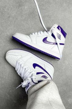 Jordan Shoes Shoes Quotes, Nike Shoes Air Force, White Nike Shoes, Nike Shoes Girls, Preppy Shoes