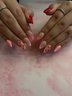 Nail Ideas For Valentines Day Almond, Valentine’s Day Oval Nails, Valentines Vacation Nails, Cute Almond Valentines Nails, Valentine’s Day Nail Almond, Trendy Valentines Day Nails Almond, Almond Nail Inspo Valentines Day, Nail Inspo Almond Valentines, Clean Valentines Day Nails