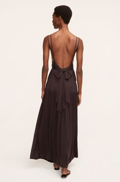 Constructed in tiers of light, breathable mesh, this ankle-grazing maxi features a sensual deep V-neck and open back. Model is 5'10" and wearing a size 2/small For a slimmer fit, take one size down 100% nylon Dry clean only Slips on Imported Sunmer Dresses, Classy Wedding Guest Dresses, Brown Dresses Formal, Wedding Guest Outfit Fall, Casual Wedding Guest Dresses, Feminine Wardrobe, Maxi Dresses Fall, Fall Wedding Guest Dress, Mesh Maxi Dress