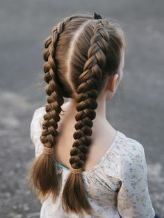 Discover 21 adorable braid hairstyles for kids in 2025, including easy and cute styles like Fulani, Twist, and half up half down. Whether your child has black hair, natural texture, or mixed hair, you'll find ideas for every occasion, from school to special events. Explore African-inspired looks like Lemonade braids, box braids, and ponytail styles. Perfect for boys, girls, and all hair types, these braid ideas include styles for short hair, pigtails, and french braids to keep your kids looking stylish and neat! Cute Braid Hairstyles For Kids, Girl Braids Hairstyles Kids, Cute Braids For Kids, Short Hair Pigtails, Fulani Twist, Cute Braid Hairstyles, Braid Hairstyles For Kids, Black Hair Natural