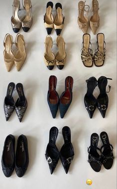 Luxury Things To Buy, Wanted Aesthetic, Dream Accessories, Heel Collection, Lux Life, Church Clothes, Dr Shoes, Vintage Heels, Fame Dr