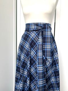 Blue plaid maxi skirt Navy Blue plaid maxi skirt Long tartan woman skirt Maxi skirt with pockets Long skirt Long plaid skirt Long skirt Fabric : wool blend ( 65% wool, , 35% poliester) The skirt has two pockets. The skirt has a removable belt. The skirt has a zipper. Full standart length (from waist to hem) - 43'' / 110 cm . I can customize this skirt in every size and length free of charge, just send me measurements. Also available in other colors: Red tartan maxi skirt : https://www.etsy.com/l Pleated Long Plaid Skirt, Plaid Skirt With Pockets, Relaxed Full Plaid Skirt, Plaid Full Skirt For Work, Long Plaid Pleated Skirt, Plaid Skirt Long, Plaid Maxi Skirt, Maxi Skirt With Pockets, Long Plaid Skirt