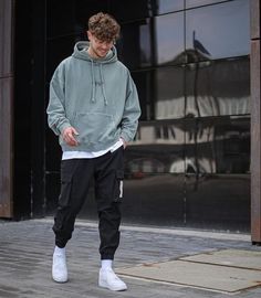 Man Outfits 2023, Outfit With Joggers Men, Outfit Ideas Men Hoodie, Oversized Tshirt Outfit Male, Hoodies Poses For Men, Men Fashion Casual Outfits 2023, Hoodie Sporty Outfit, Mens Hoodies Outfit, Mens Sporty Outfits Street Styles