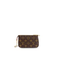 M58009 Mini Pochette Accessoires By Louis Vuitton The Mini Pochette Accessoires In Monogram Canvas Is A Stylish Way To Carry Essentials. Its Secure Zip Protects A Spacious Compartment, While The Chain And Hook Enable It To Be Attached To A Larger Bag, As Well As Carried In The Hand. The Rounded Shape And Supple Canvas Give This Pouch A Particularly Pleasant Feel. 5.5 X 3.5 X 0.8 Inches (Length X Height X Width) Monogram Coated Canvas Natural Cowhide-Leather Trim Textile Lining Gold-Color Hardwar Louis Vuitton Mini Pochette, Pochette Louis Vuitton, Louis Vuitton Mini, Louis Vuitton Official Website, Louis Vuitton Neverfull Mm, Louis Vuitton Pochette, Vintage Louis Vuitton, Large Bag, Small Leather Goods