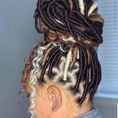 Blonde Braided Hairstyles Black Women, Baddie Wigs, Faux Dreads, Colored Braids, Marley Hair, Braided Styles, Braids Hairstyles Pictures, Box Braids Styling