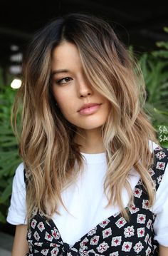 Pinterest: DEBORAHPRAHA ♥️ blonde hair color for brunettes #balayage #haircolor Pastel Hair Ombre, Long Ombre Hair, Brunette Ombre, Brown Ombre Hair, Blond Balayage, Ombre Hair Blonde, Brunette Balayage, Balayage Blonde, Hair Color Pastel