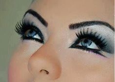 Gorgeous Unique Eyeshadow Looks, Unique Eyeshadow, Dancesport Hair, Double Winged Eyeliner, Fantasy Make-up, New Makeup Ideas, Arabic Makeup, Shimmery Eyeshadow, Dance Makeup