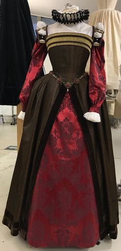 Late 1700s Fashion, Asoiaf Fashion, 1780s Fashion, 1700 Fashion, Lady In Waiting, Old Fashion Dresses