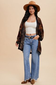 Velvet Burnout Kimono, Velvet Kimono Outfit, Animal Print Jeans, Kimono Outfit, Velvet Kimono, Velvet Burnout, Burnout Velvet, Cardigan Sweater Jacket, Printed Jeans