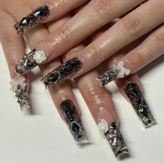 Black Nails With Silver Charms, Black Lace Nails, Douyin Nails, Acrylic Nails Stiletto, Lace Nail Art, Gothic Nails, Lace Nails