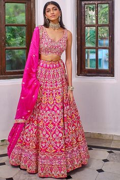 Pink Embroidery Lehenga, Pink Indian Outfit, Embroidery Lehenga, Baju Kahwin, Blouse Lehenga, Zardosi Embroidery, Rani Pink, Gaun Fashion