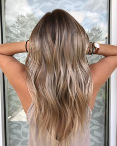 Ashy Brown Hair, Brunette Ombre, Beauty House, Bronde Balayage, Creative Hair, Beauty Academy, Hair Color Techniques, French Hair