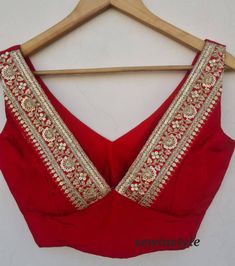 1. Fabric - Silk. 2. V neck blouse.  3. Cutsleeves Blouse. Cutsleeves Blouse, Blouse Sari, Blouse Lehenga, Blouse Crop Top, Blouse Indian, Sari Design, Blouse Crop