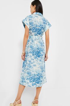 Elegant in its simplicity, the ultra-lady like Misty Blue Toile Chloe Dress is done in a structured fabric that is sure to turn heads for its design details and beautiful print. The trapunto stitching on the sleeves, placket, and hemline complete this midi moment, making it feel extra special with minimal effort. Pair with heels or flats, sunnies or statement earrings, for day or night, and rest assured that you look fabulous! Spread collar Short wing sleeves Button front placket Optional adjust Structured Fabric, Wing Sleeves, Blue Toile, Chloe Dress, Plus And Minus, Cocktail Attire, Shopping Day, Weekend Wear, Night Looks