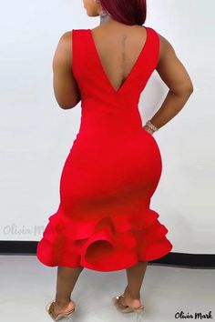 Olivia Mark - Sophisticated Red Solid Patchwork V-Neck Evening Gown Red Fitted V-neck Dress For Date Night, Fitted Red Sleeveless V-neck Dress, Red Fitted Sleeveless V-neck Dress, Evening Dresses Online, Evening Dresses With Sleeves, Formal Cocktail Dress, Dress Sleeve Styles, Elegant Red, Orange Fashion