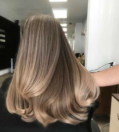 Blonde Hair Color Chart, Rambut Brunette, Dark Blonde Hair Color, Beige Hair, Cool Blonde Hair, Dark Blonde Hair, Blonde Hair Inspiration, Blonde Hair Looks, Brown Blonde Hair