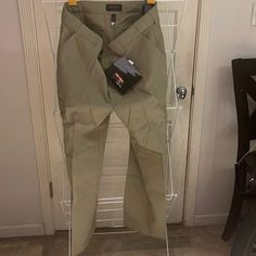 Tru Spec 24-7 Rip Stop Khaki Tactical Pants Size 38x32 New With Tags Skate Pants, Dickie Jeans, Chino Pants Men, Adidas Joggers, Black Windbreaker, Adidas Track Pants, Dickies Pants, Black Cargo Pants, Tactical Pants