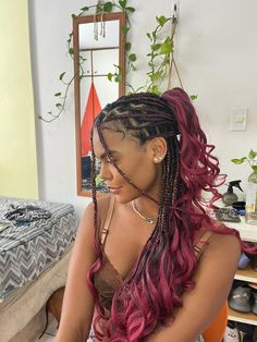 #braids #frenchcurlbraids #chrrybraids Dark Red French Curl Braids, Braid Colors, Color Braids, French Curl Braids, Curl Braids, Braids Styling, Colored Box Braids, French Curl