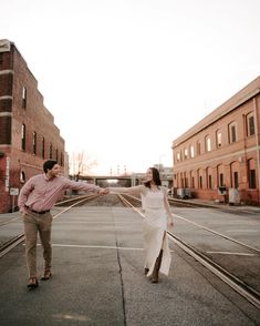 Tis the season of engagements and engagement sessions! Loved meeting these two and cannot wait for their big day!! @ashleyepowers •
•
•
#engagementsession #downtowngreensboro #downtownengagementsession