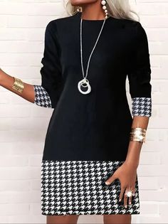 Shop Affordable Women Casual Dress On Justfashionnow.com.  Style This Versatile  Houndstooth Mini Dress With Your Favorite Necklace For A Perfect Look.  Ideal For  Daily Event, Dress This H-Line Dress With A Pair Of Matching Shoes and A Bag For Your Upcoming Plan. Elegant Mini Dress With Houndstooth Pattern For Winter, Black Houndstooth Dress For Work, Black Houndstooth Mini Dress, Black Houndstooth Mini Dress For Winter, Black Mini Dress With Houndstooth Pattern For Work, Mini Long Sleeve Dress, Houndstooth Dress, Long Sleeve Casual Dress, Crewneck Dress