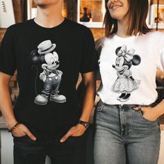 Vintage Mickey and Minnie Couple Shirt Disney Nostalgia - Etsy Matching Disney Shirts For Couples, Disney Couple Outfits, Couples Disney Shirts, Vintage Mickey And Minnie, Disney Nostalgia, Eras Tour 2023, Taylor Swift Evermore, Disneyland Shirt, Vintage 90s Style