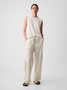 Mid Rise Cargo Parachute Pants Cargo Parachute Pants, Parachute Trousers, Easy Silhouette, Summer Street, Street Style Summer, Fashion Studio, Pull On Pants, The Gap, Linen Pants