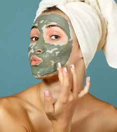 Most people use different types of chemical bleaching agents to make their skin lighter. Learn how to bleach your skin at home safely with natural ingredients. Bleaching Your Skin, Health Changes, Tend Skin, Acne Scar Mask, Underarm Odor, Face Pores, Types Of Skin, Brown Spots Removal, Perfect Skin Care Routine