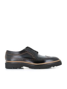 Black brushed leather men's brogues by Paul Smith. Leather fund wiht higt rubber sole. Lined interior. Heel: 3 cmComposition: Leather Men's Brogues, Brogues Men, Chloe Purses, Burberry Hat, Saint Laurent Shoes, Gorgeous Bags, Engineered Garments, Paul Smith, Luxury Boutique