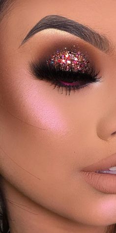 Rose Gold Eye Makeup, Carnival Makeup, Beginners Eye Makeup, Cute Eye Makeup, Eye Makeup Pictures, Matte Makeup, Eye Makeup Designs, Colorful Eye Makeup