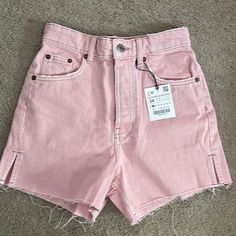 Nwt - Jean Shorts Trendy Pink Bottoms With Button Closure, Pink Summer Bottoms With Button Closure, Spring Short Pants With Button Closure, Pink Summer Pants With Button Closure, Pink Straight Leg Bottoms With Button Closure, High Waist Pink Bottoms With Button Closure, High-waist Pink Bottoms With Button Closure, Spring High Waist Bottoms With Button Closure, Zara Spring Short Pants